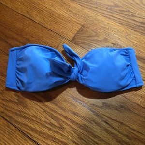 Victoria’s Secrets strapless bikini top